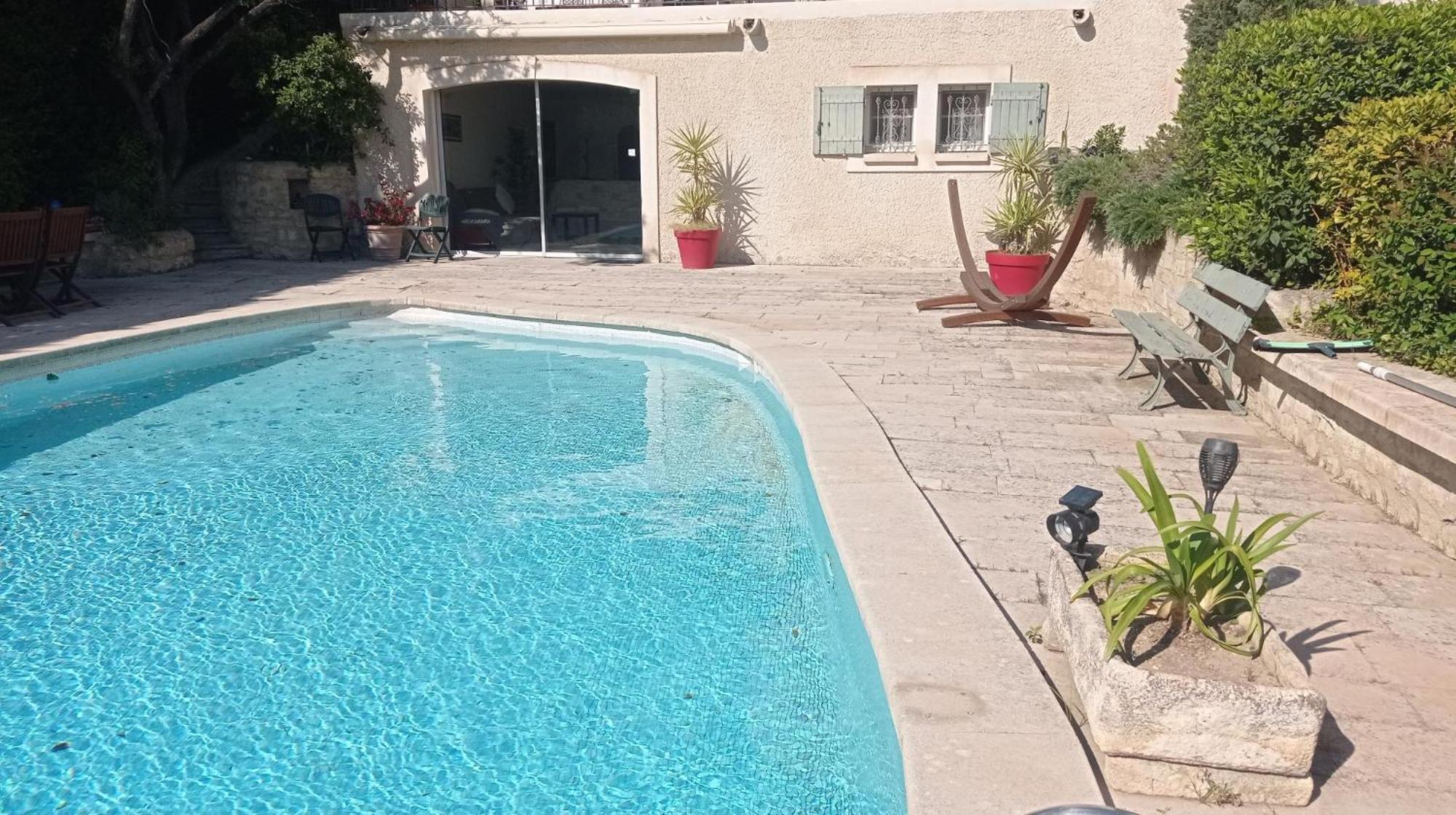 Location Gite En Provence Beaucaire  Esterno foto