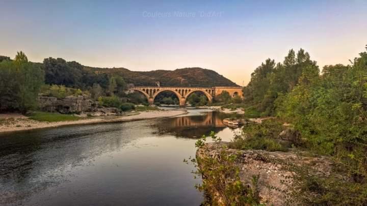 Location Gite En Provence Beaucaire  Esterno foto